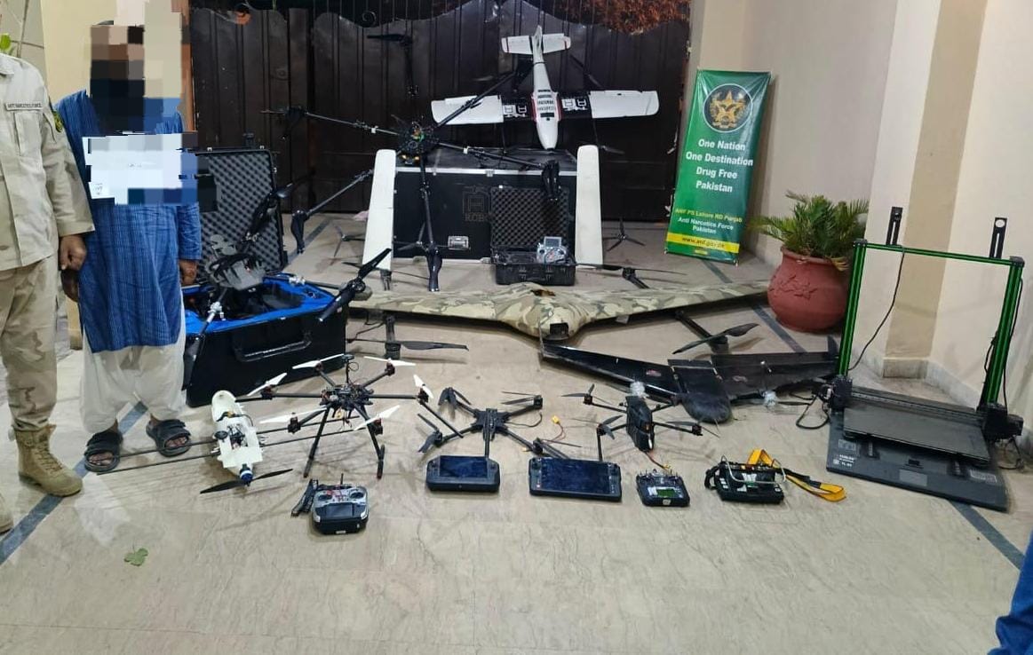 WhatsApp Image 2025-10-28 at 21.32.54