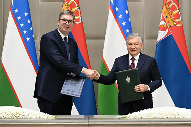 mirziyoyev-vucic-handshake-1025
