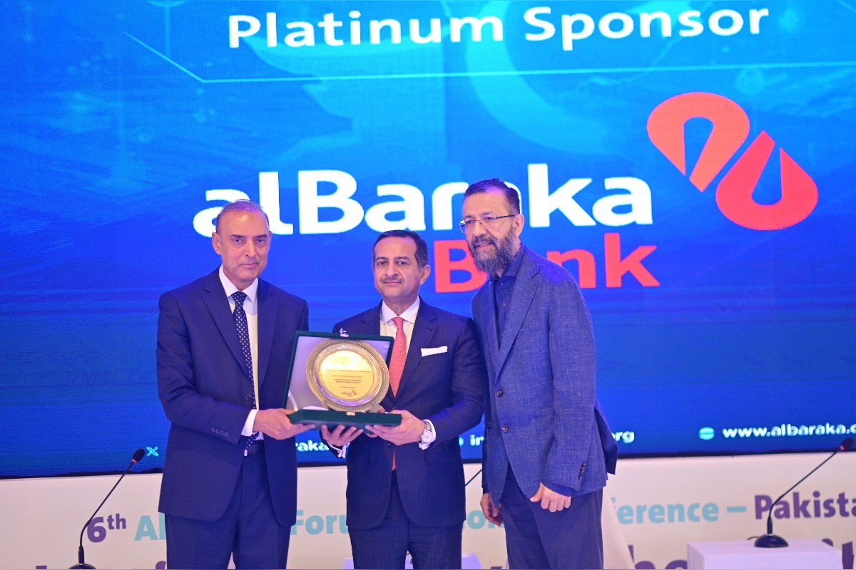 Governor Jameel Ahmad speaking at AlBaraka Forum